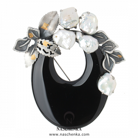 [나스첸카] 블랙빈 사러간 날 _ 오닉스 브로치