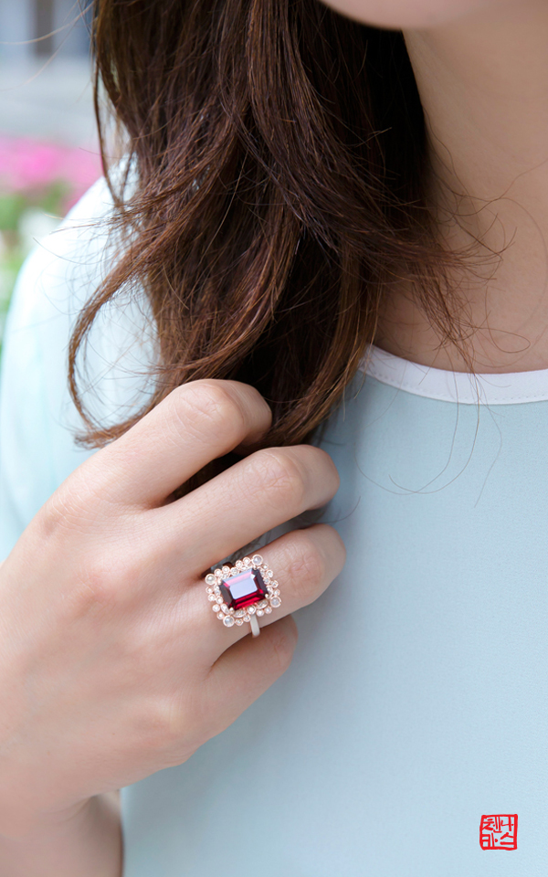 [나스첸카] 아트링 5 _ 14K 가넷 반지