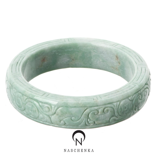 [나스첸카] 조각이 되어 있는 천연 통비취 팔찌 desk _  비취 팔찌