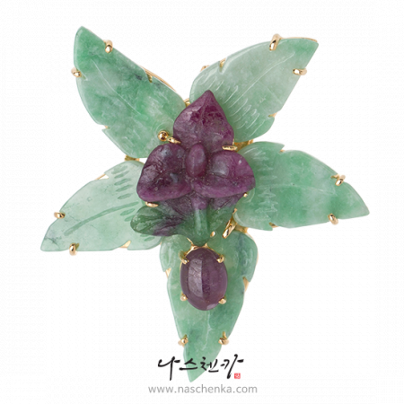 Jade brooch