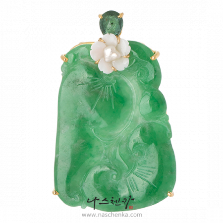 Jade norigae pendant