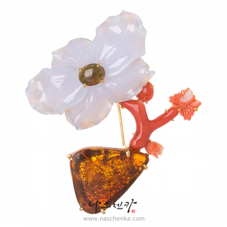Amber coral brooch