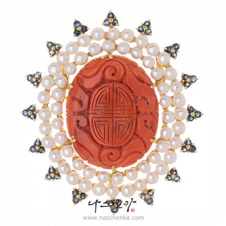Coral pearl brooch
