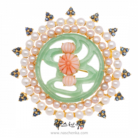 Jade brooch