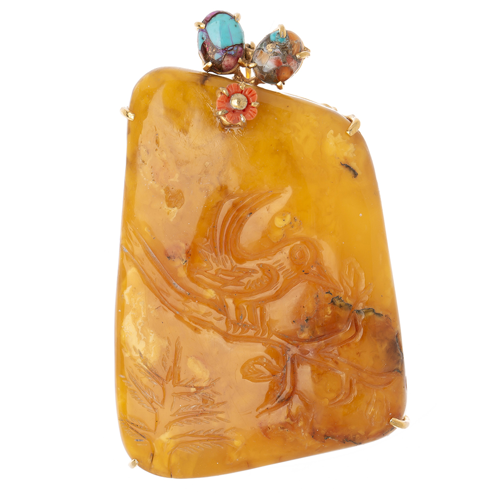 Amber gemstone norigae pendant