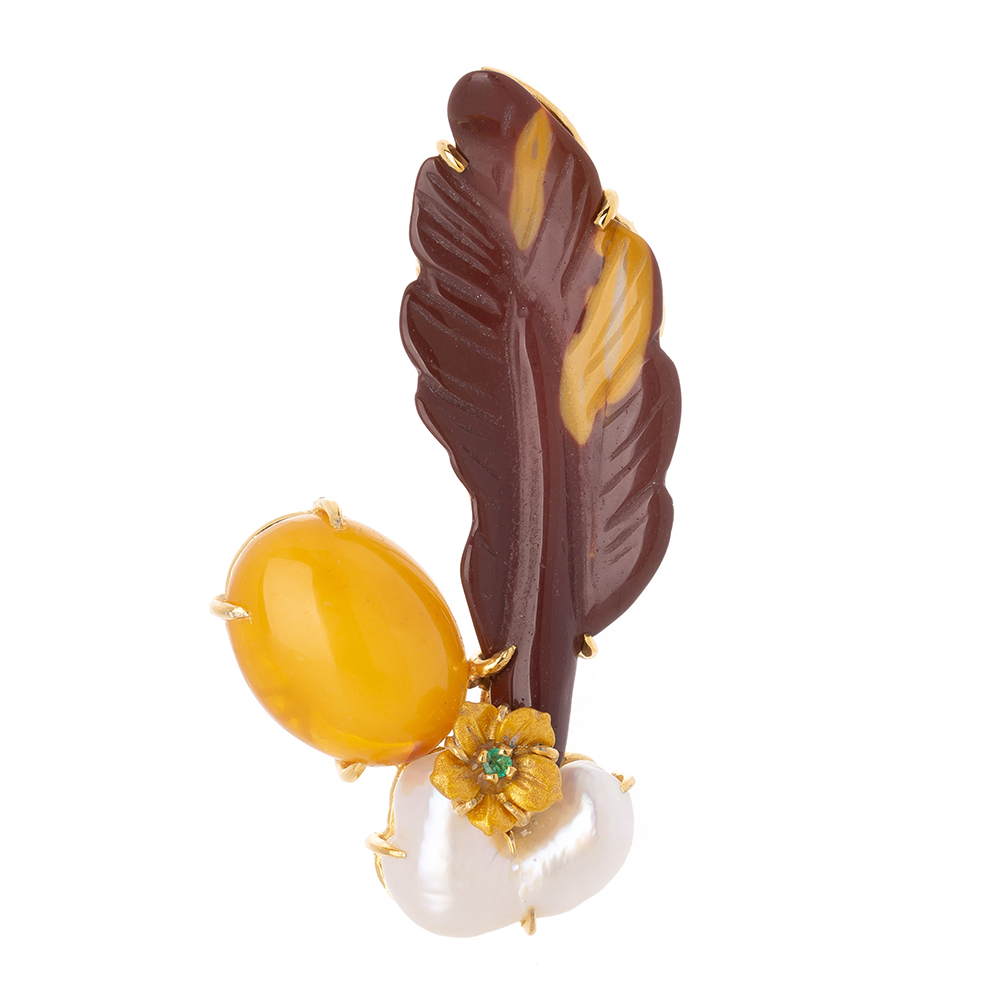 Amber pearl brooch No. 6