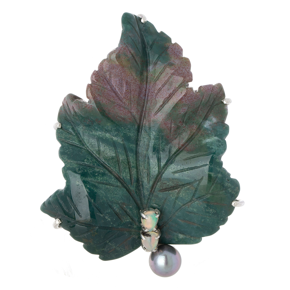 Agate brooch