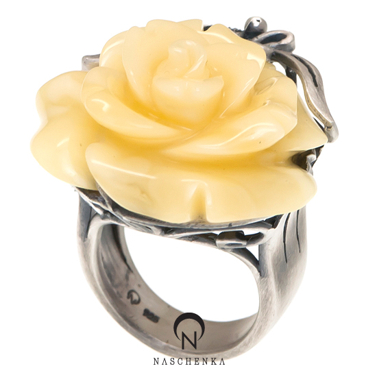 Amber silver ring