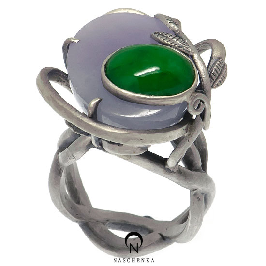 Jade gemstone ring