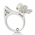 Pearl ring