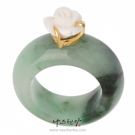 Flower jade coral garakji rings