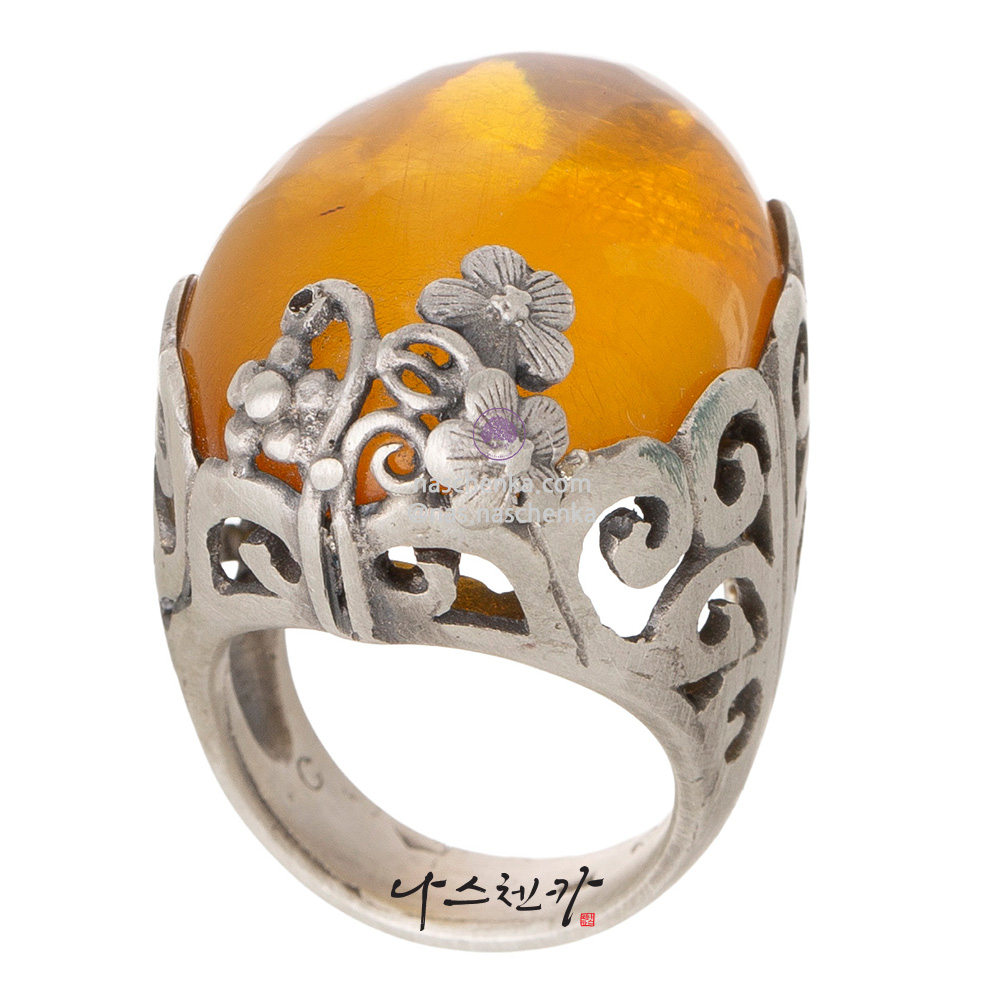 Amber ring