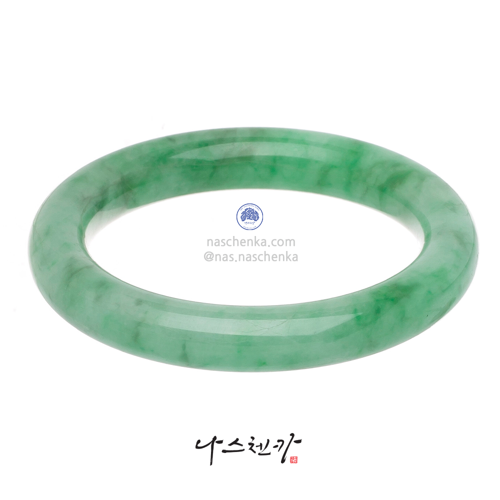 Solid jade bracelet