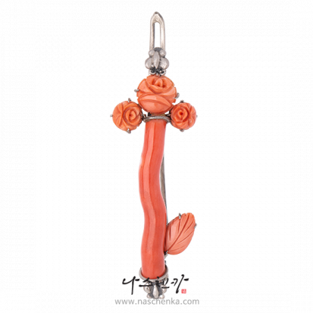 Coral hairpin