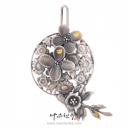 Silver hairpin