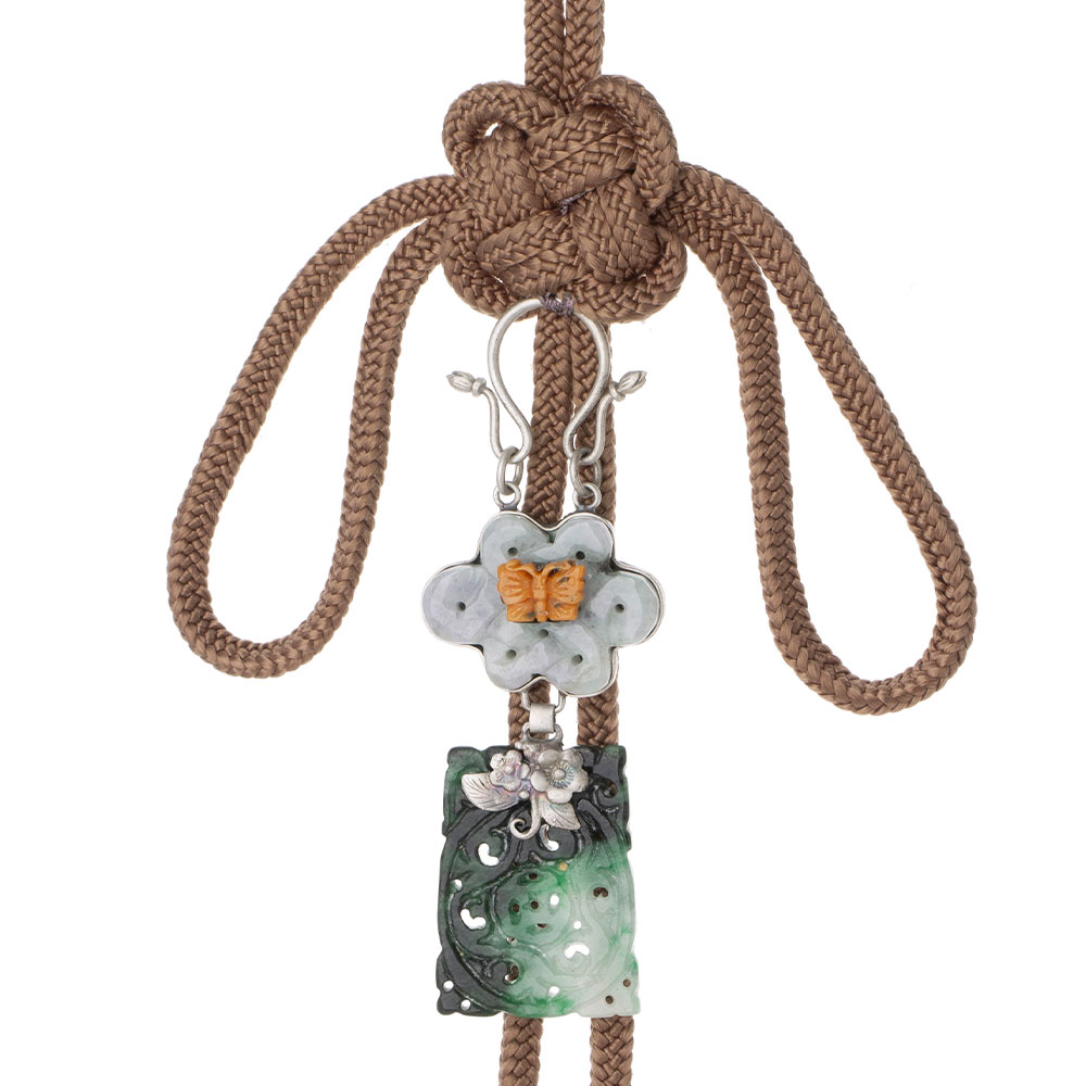 Jade coral norigae pendant
