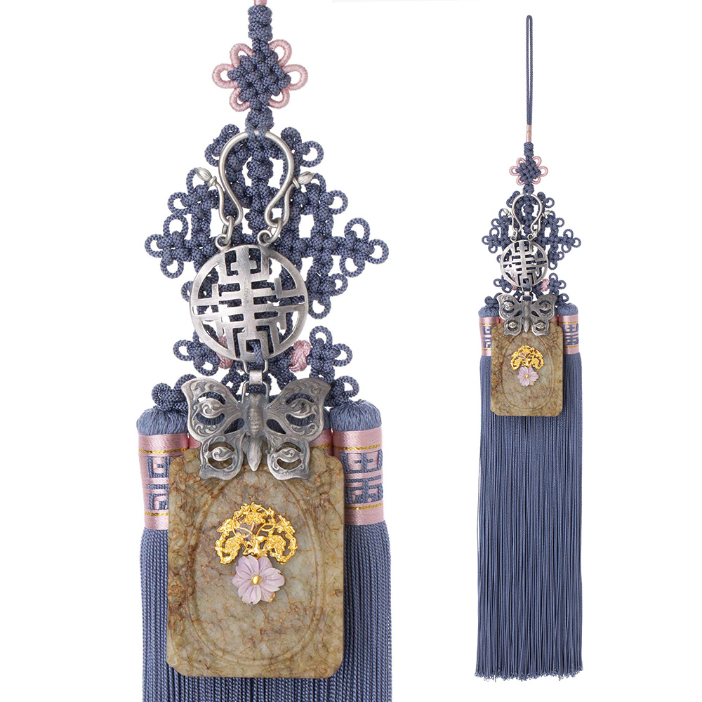 Norigae pendant