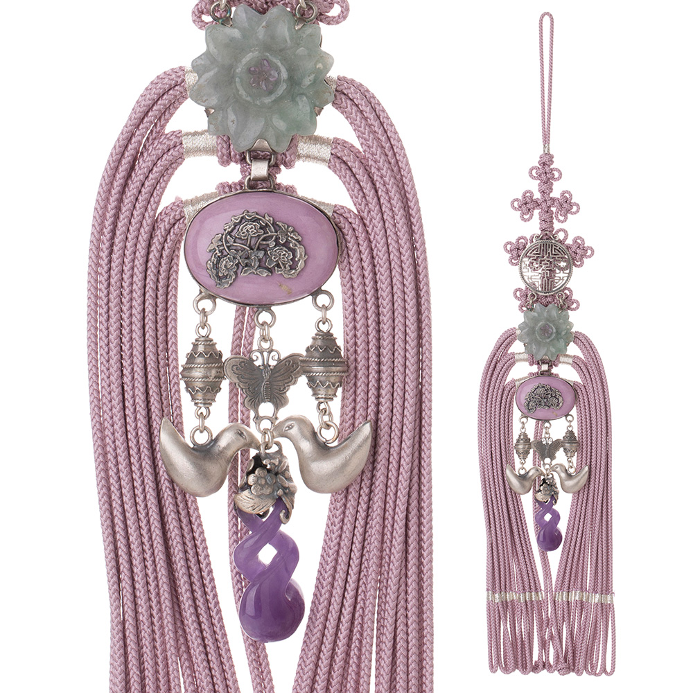 Norigae pendant