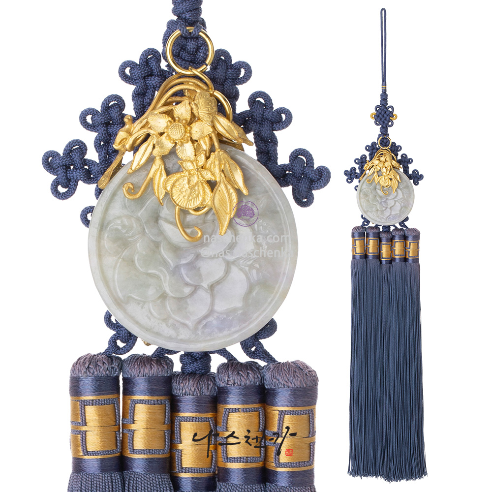 Flower jade norigae pendant