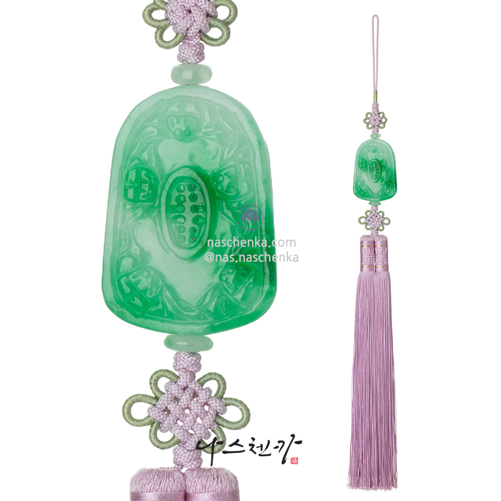 Jade norigae pendant