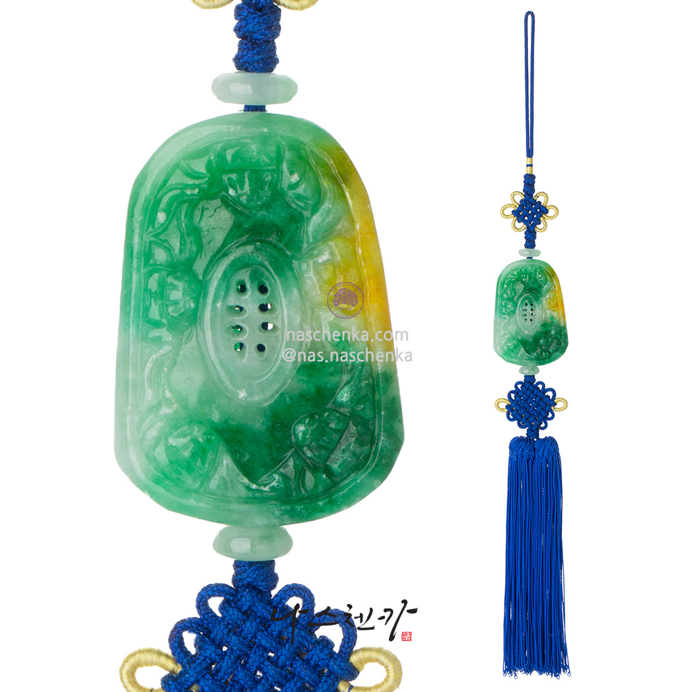 Jade norigae pendant