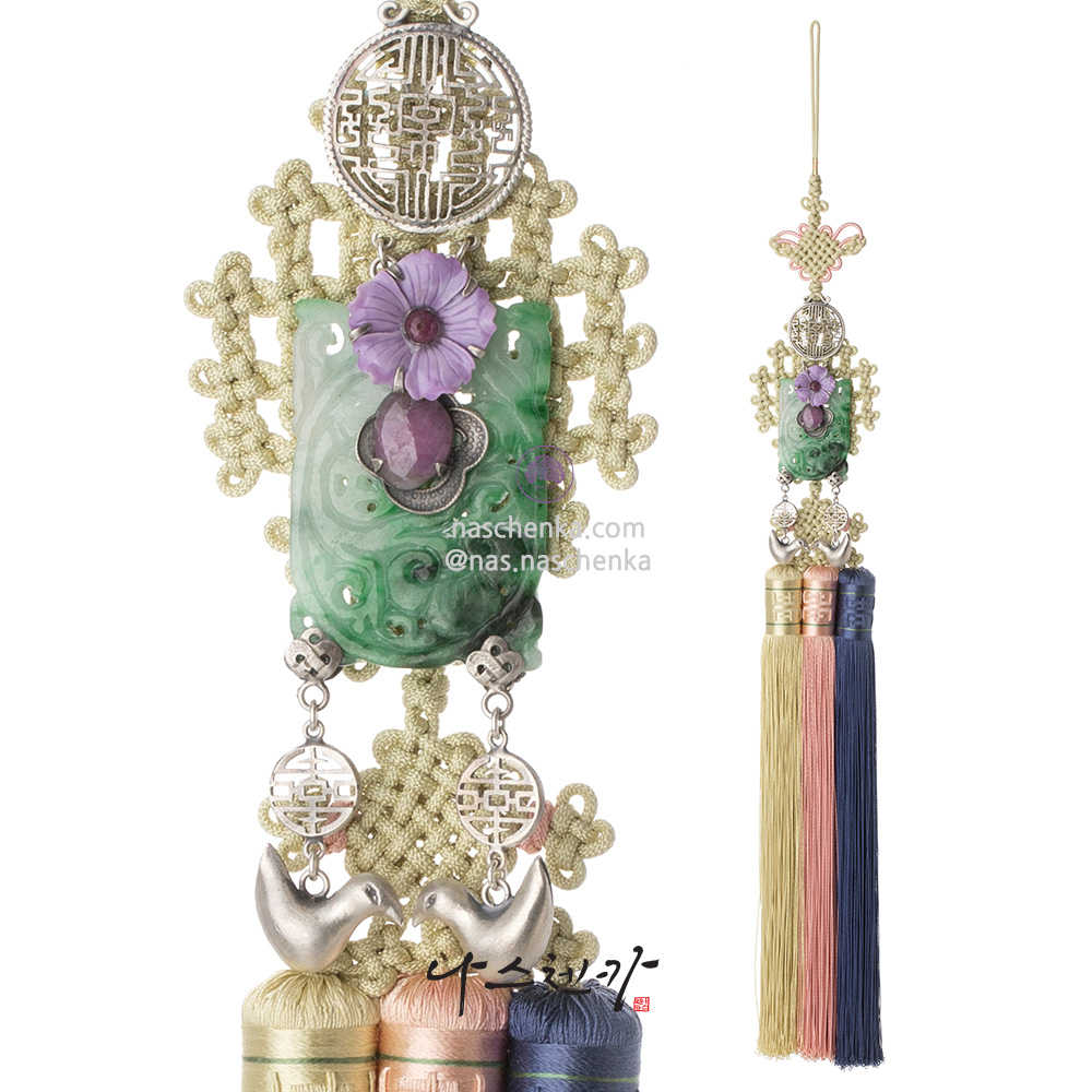 Flower jade heritage ornament