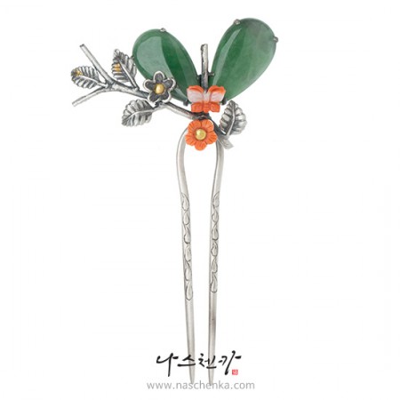 Jade binyeo hairpin