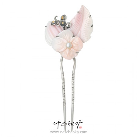 Coral silver binyeo hairpin