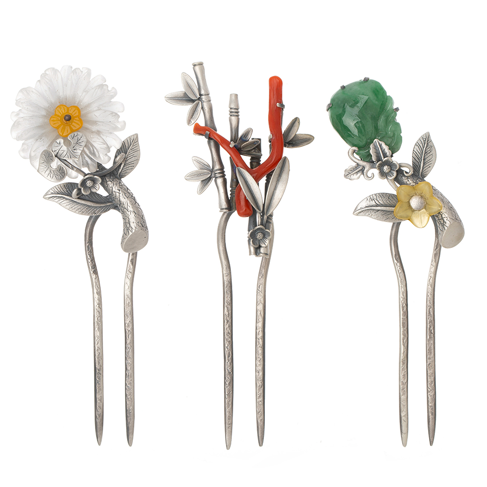 Silver dwikkoji hair ornament