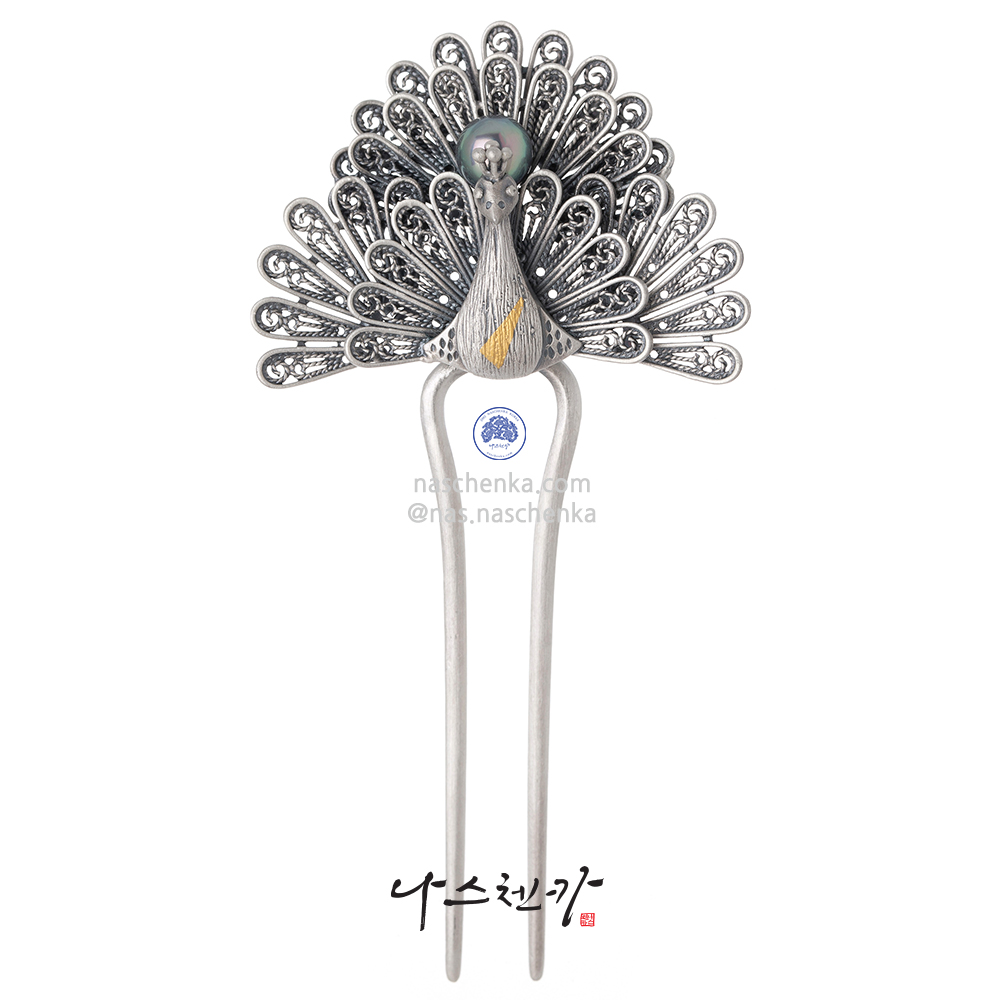 Silver dwikkoji hair ornament