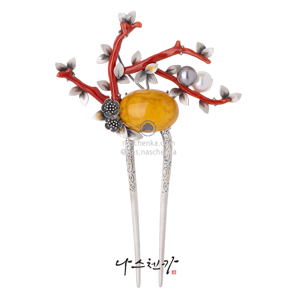 Amber coral dwikkoji hair ornament