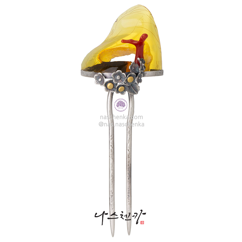 Amber coral dwikkoji hair ornament