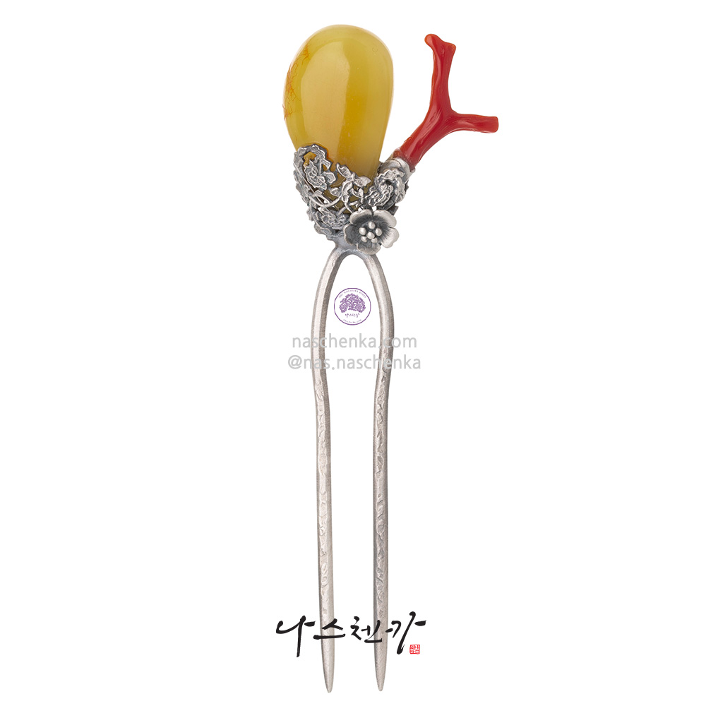 Amber coral dwikkoji hair ornament