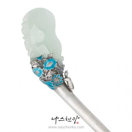 Jade binyeo hairpin (NASCHENKA Signature Binyeo)