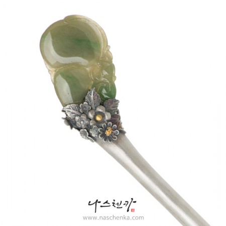 Jade binyeo hairpin (NASCHENKA Signature Binyeo)