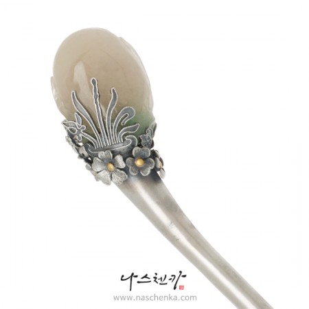 Jade binyeo hairpin (NASCHENKA Signature Binyeo)