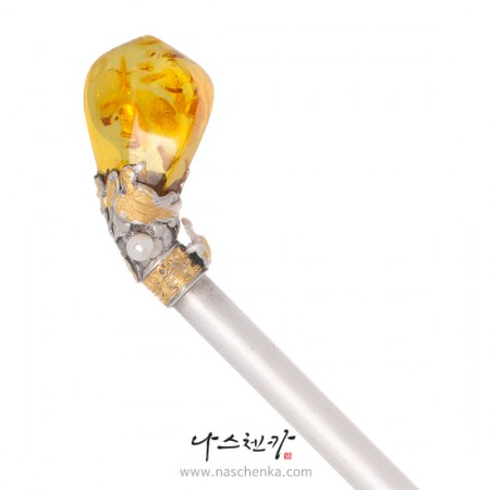 Amber binyeo hairpin