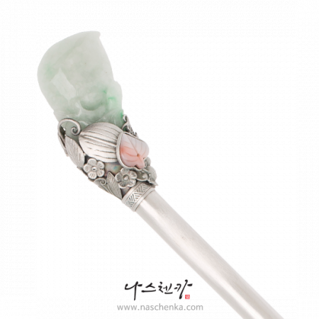 Jade silver binyeo hairpin (Jade Binyeo)