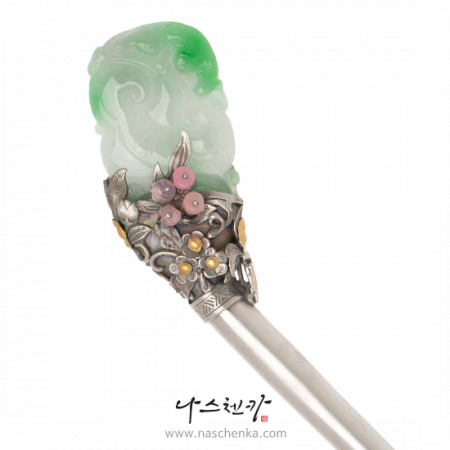 Jade silver binyeo hairpin (Jade Binyeo)