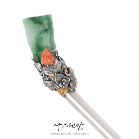 Jade silver binyeo hairpin (Jade Binyeo)