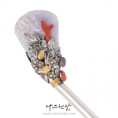 Lavender jade binyeo hairpin