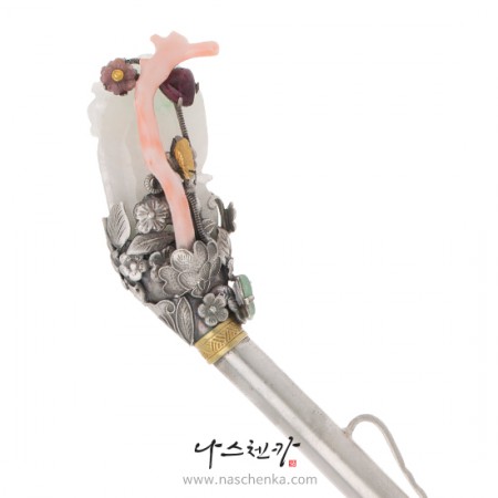 Lavender jade binyeo hairpin