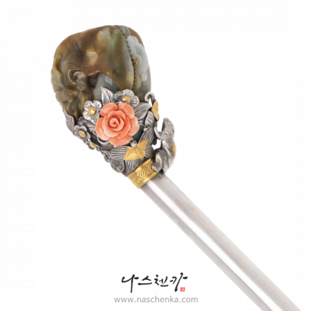 Jade silver binyeo hairpin (Jade Binyeo)