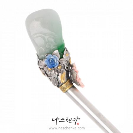Jade silver binyeo hairpin (Jade Binyeo)
