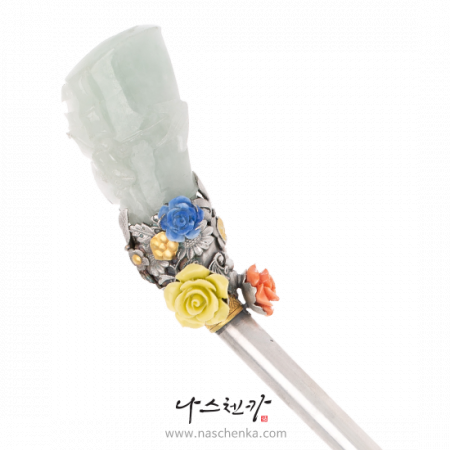 Jade silver binyeo hairpin (Jade Binyeo)