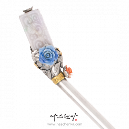 Lavender jade binyeo hairpin (NASCHENKA Signature Binyeo)