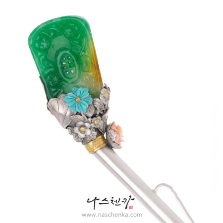Jade silver binyeo hairpin (Jade Binyeo)