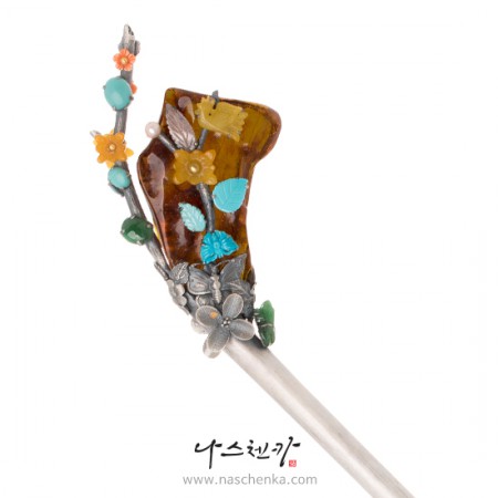Amber binyeo hairpin (NASCHENKA Signature Binyeo)