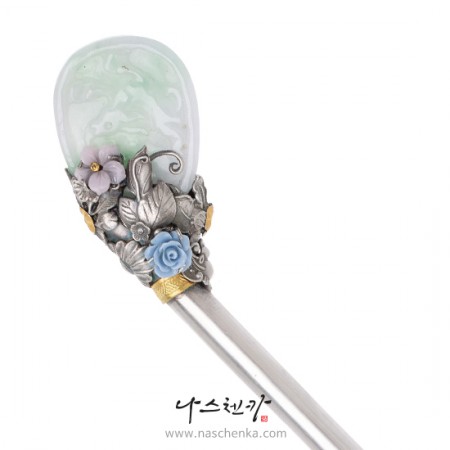 Jade silver binyeo hairpin (Jade Binyeo)