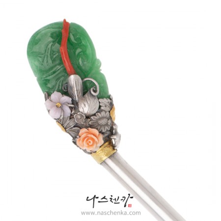 Jade silver binyeo hairpin (Jade Binyeo)